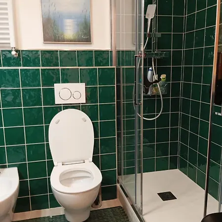 Casa Perego In Apartamento Savona